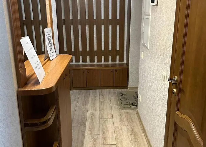 Assistant On Smart PlazaГотель